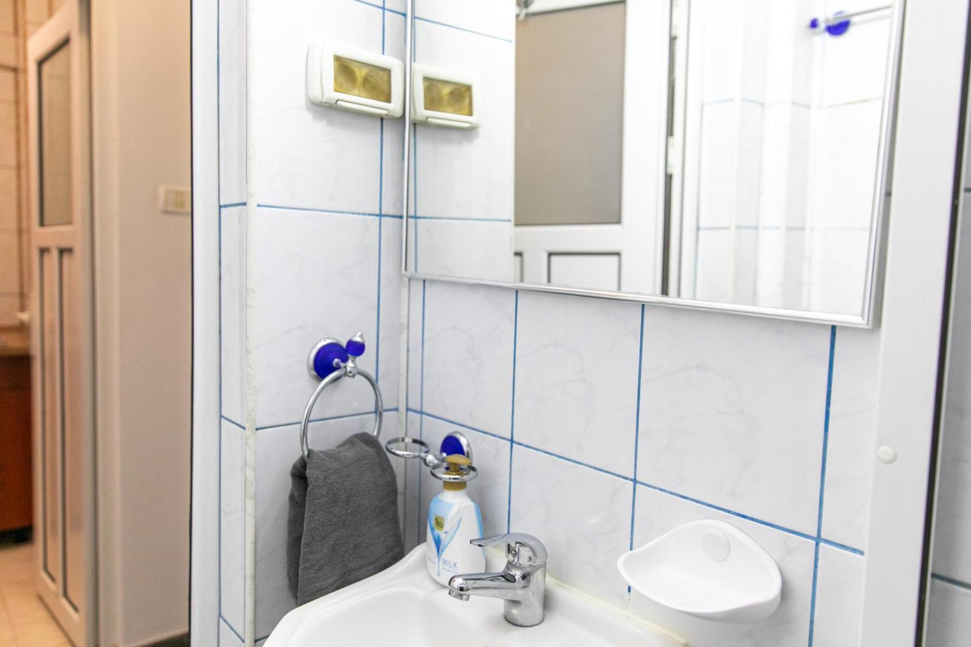Color Studio Blv Elisabeta 23 Bucureşti Ngoại thất bức ảnh